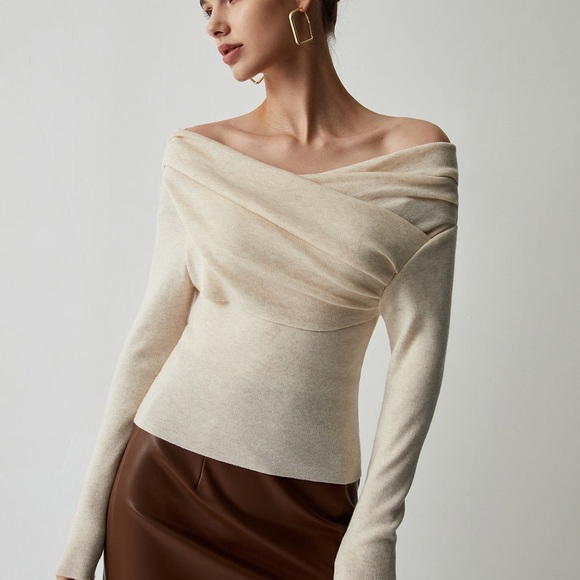 Commense Off Shoulder Wrap Long Sleeve Knit Top size small - Picture 1 of 4